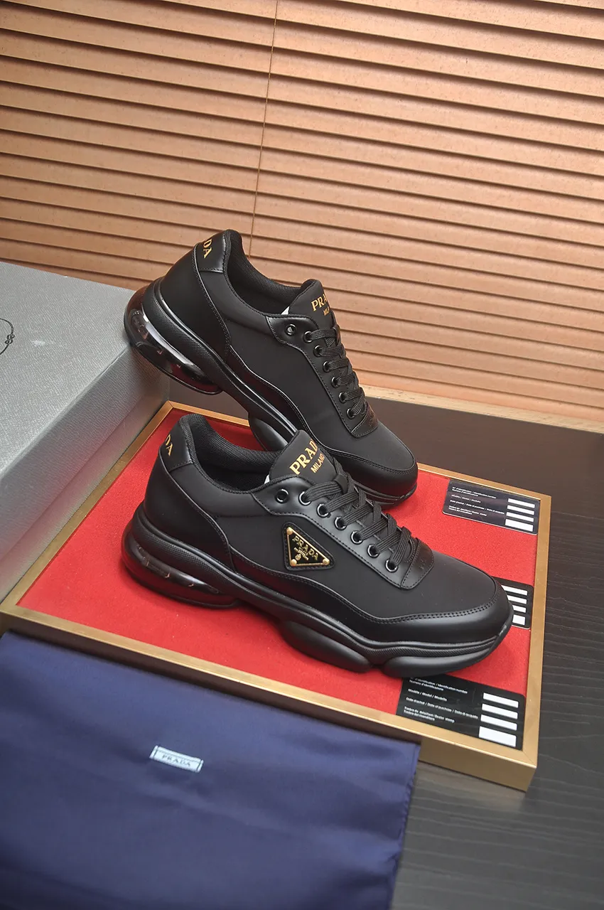 Men's shoes 💰700💶[PRADA] Men's shoes counter hot sale, official website synchronization, 👑Top version ✔️Original cowhide upper + cowhide lining, 1🆚1 replica, original original sole [black/blue/brown 3 colors] 🎯 Material: cowhide surface 🎯 Inner lining: cowhide 🎯 Sole: original molded outsole 🎯 size: Male 38-45 (45 is custom-made and cannot be returned or exchanged)